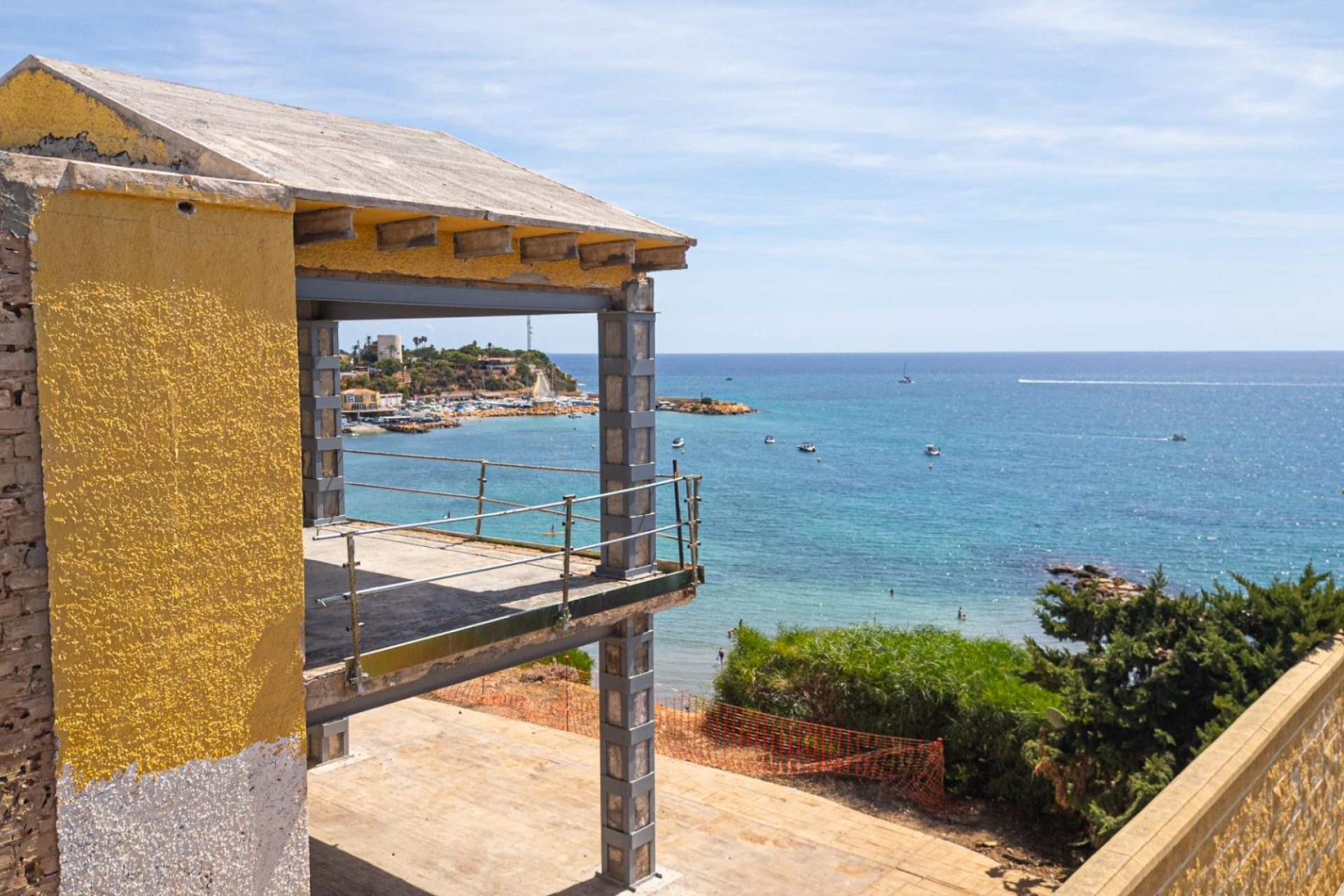 Resale - Villa -
Orihuela Costa - Cabo Roig