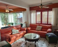 Resale - Villa -
Orihuela Costa - Campoamor