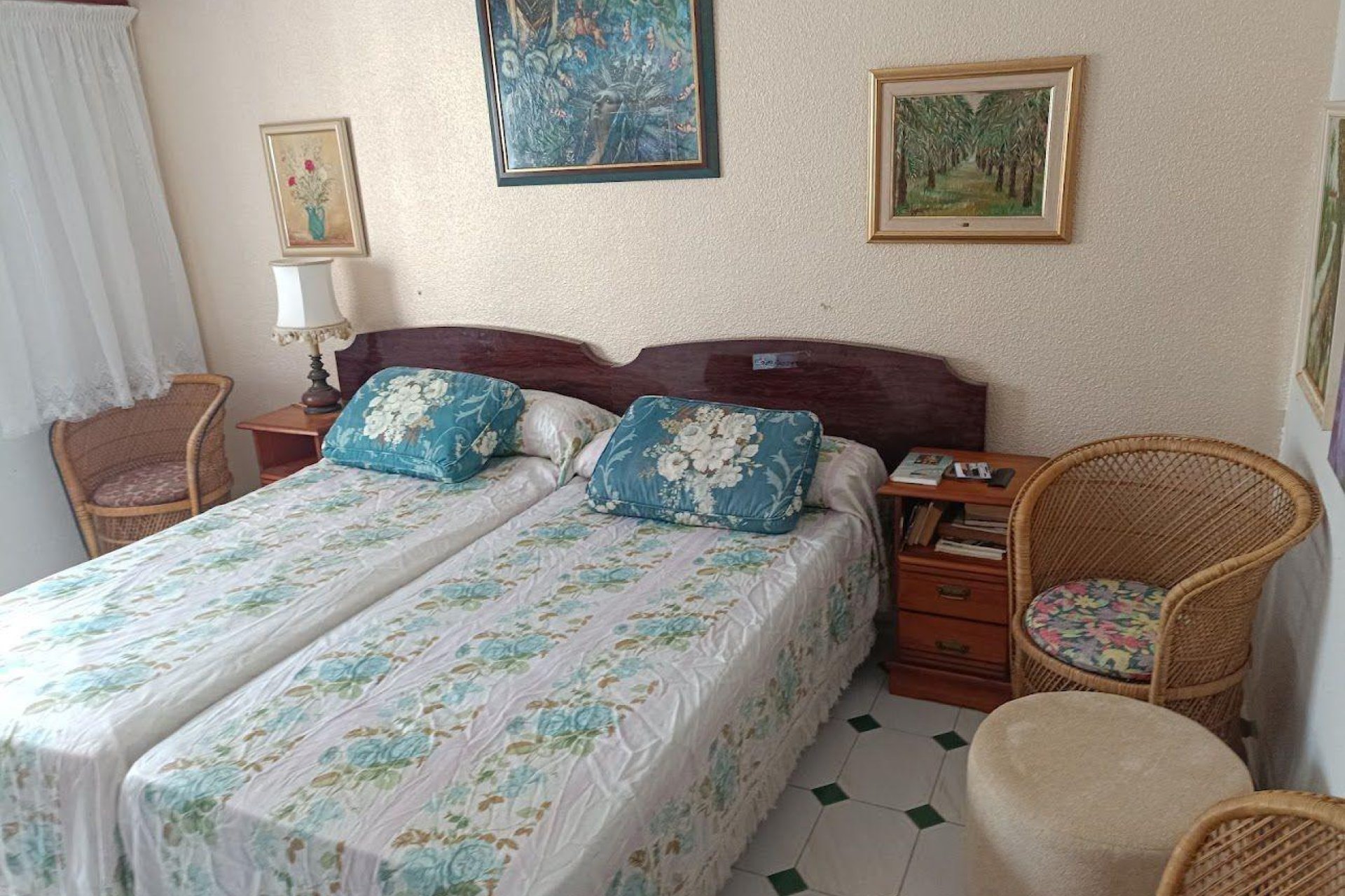 Resale - Villa -
Orihuela Costa - Campoamor