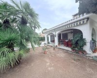 Resale - Villa -
Orihuela Costa - Campoamor