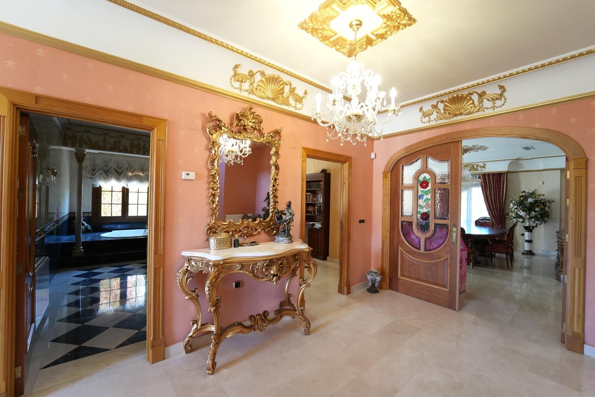 Resale - Villa -
Orihuela Costa - Campoamor