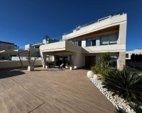 Resale - Villa -
Orihuela Costa - Campoamor