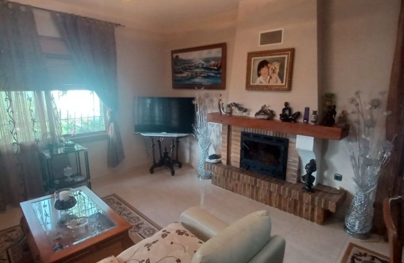 Resale - Villa -
Orihuela Costa - Costa Blanca
