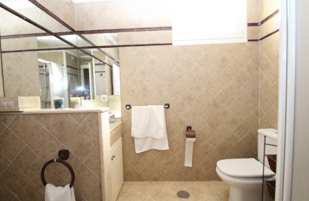 Resale - Villa -
Orihuela Costa - Costa Blanca