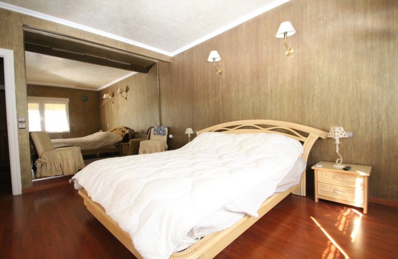 Resale - Villa -
Orihuela Costa - Costa Blanca