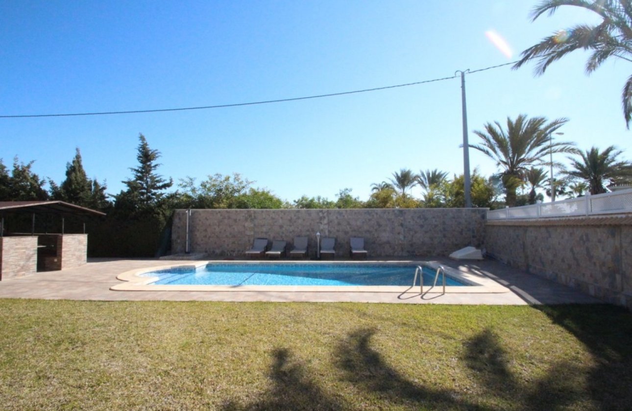 Resale - Villa -
Orihuela Costa - Costa Blanca