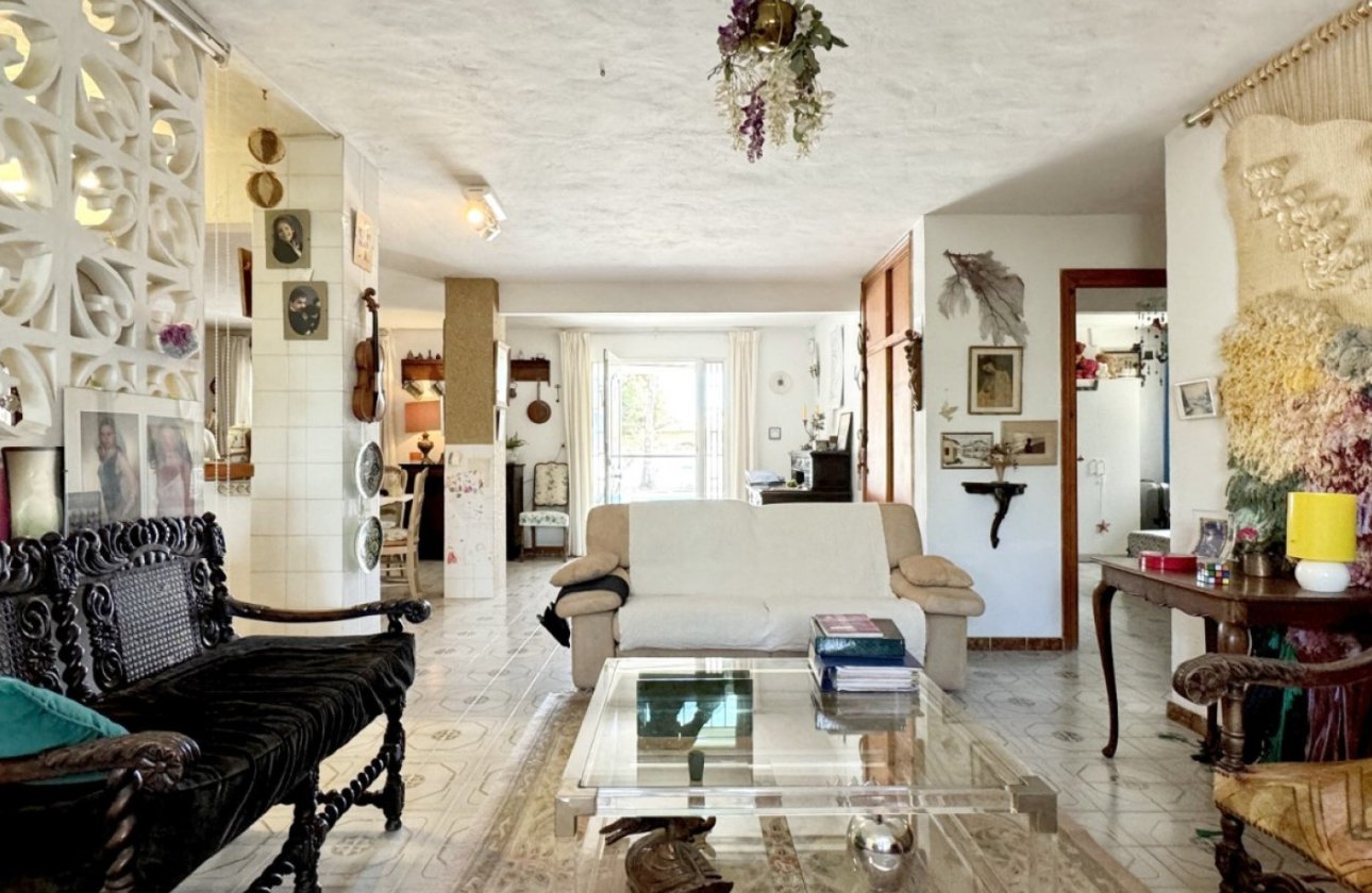 Resale - Villa -
Orihuela Costa - Costa Blanca