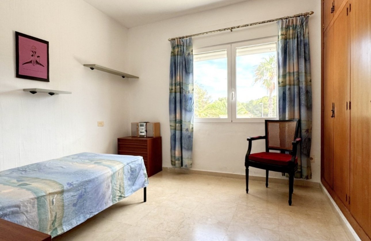 Resale - Villa -
Orihuela Costa - Costa Blanca