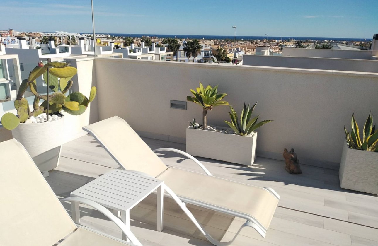 Resale - Villa -
Orihuela Costa - Costa Blanca