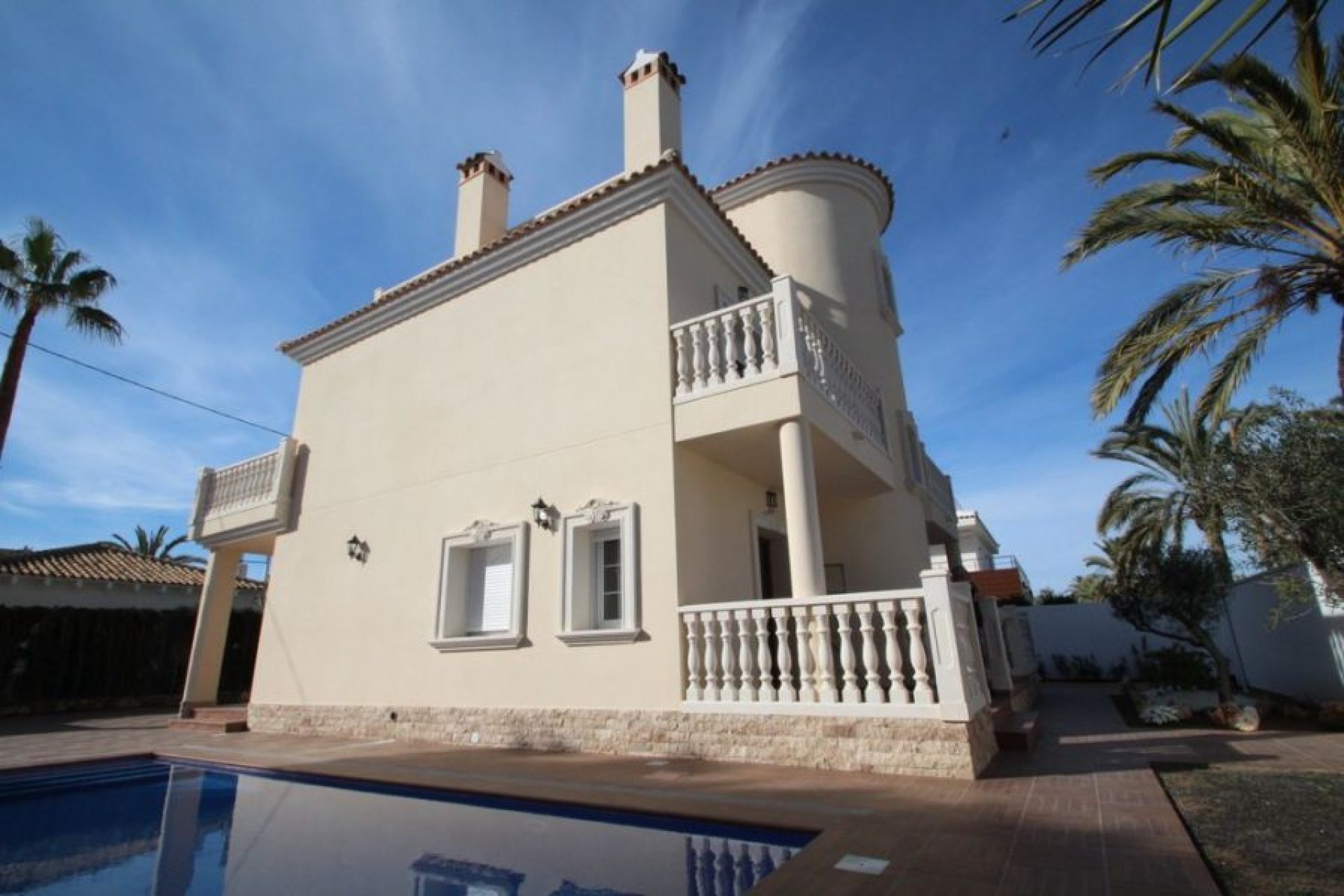 Resale - Villa -
Orihuela Costa - Costa Blanca