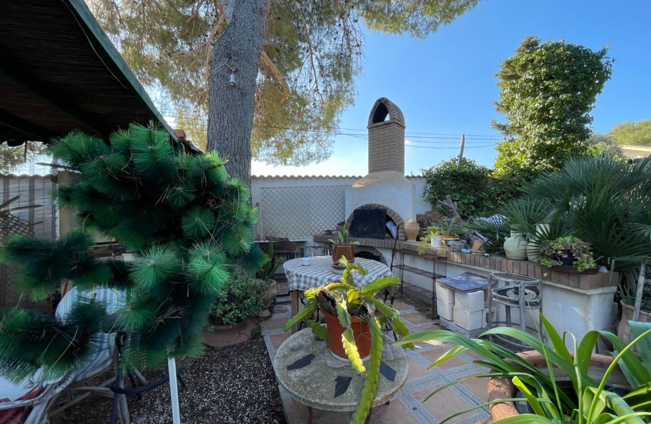 Resale - Villa -
Orihuela Costa - Costa Blanca