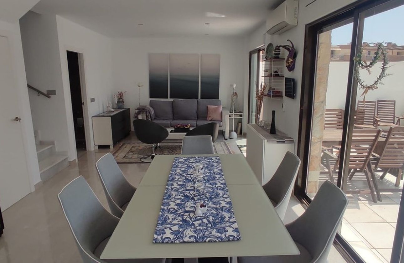 Resale - Villa -
Orihuela Costa - Costa Blanca