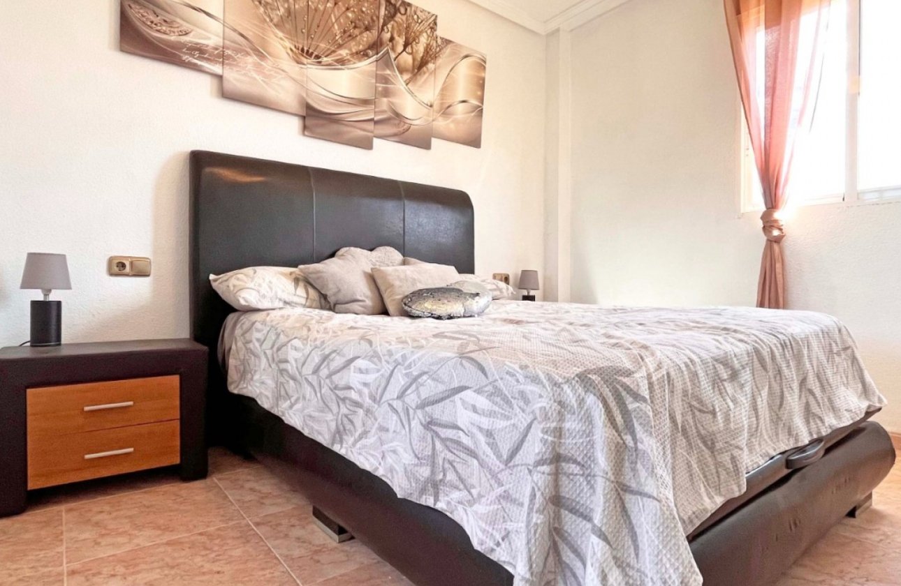 Resale - Villa -
Orihuela Costa - Costa Blanca