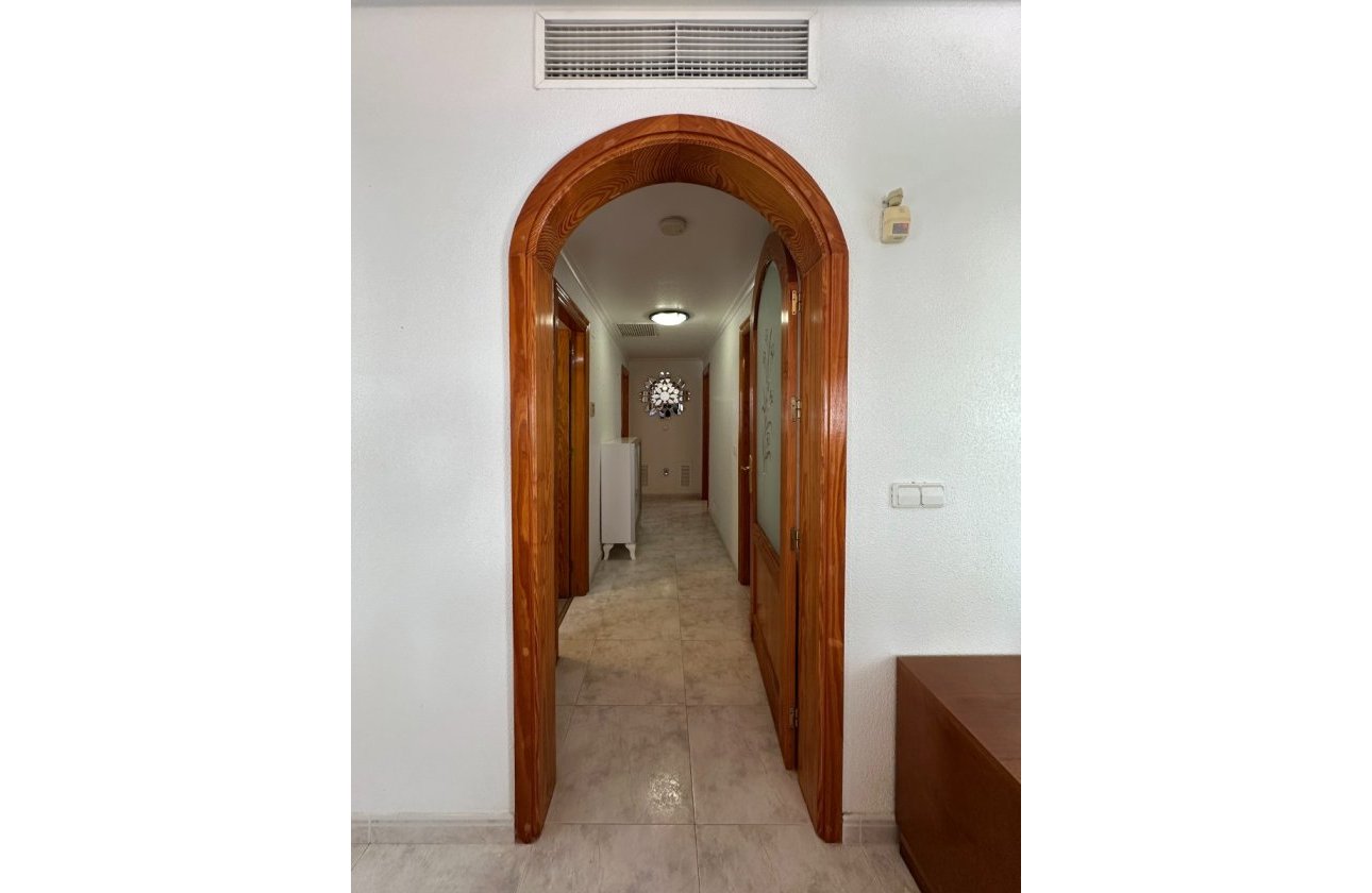 Resale - Villa -
Orihuela Costa - Costa Blanca