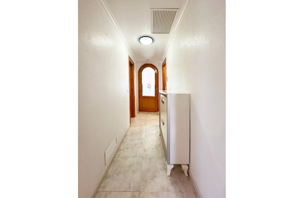 Resale - Villa -
Orihuela Costa - Costa Blanca