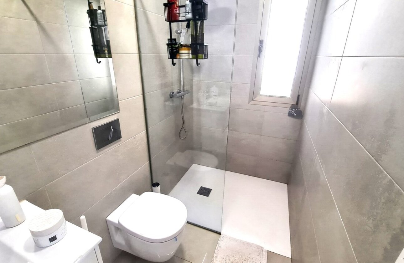 Resale - Villa -
Orihuela Costa - Costa Blanca