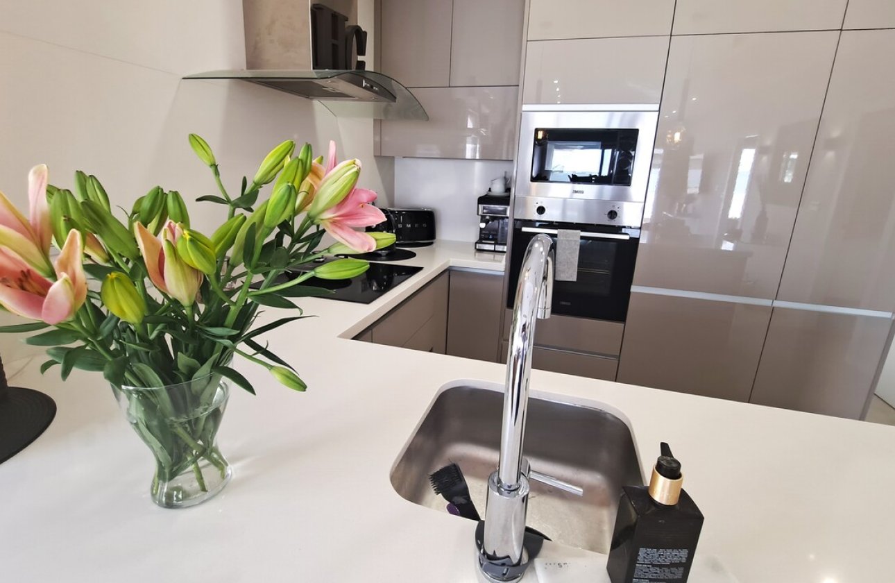 Resale - Villa -
Orihuela Costa - Costa Blanca