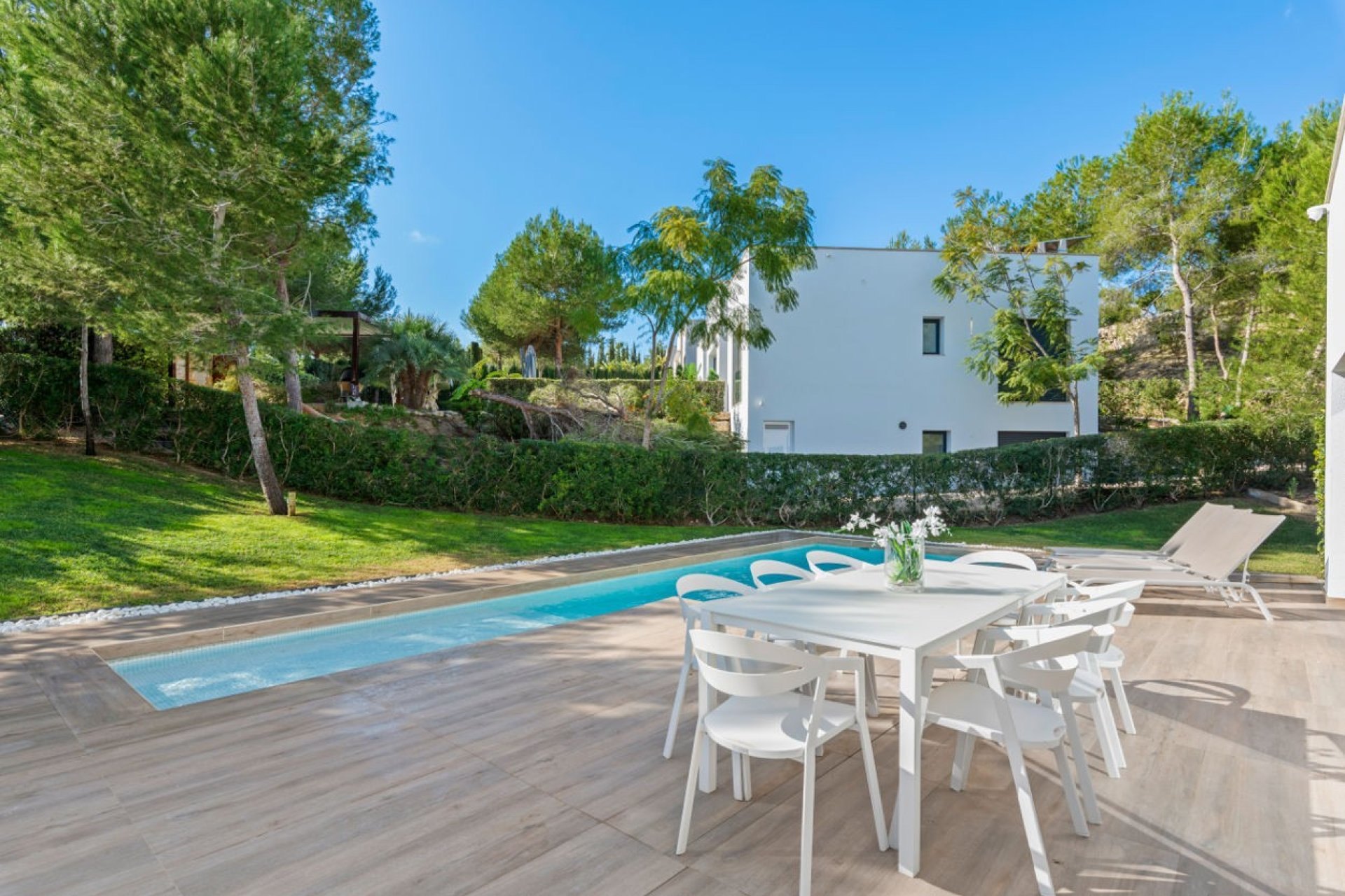 Resale - Villa -
Orihuela Costa - Costa Blanca
