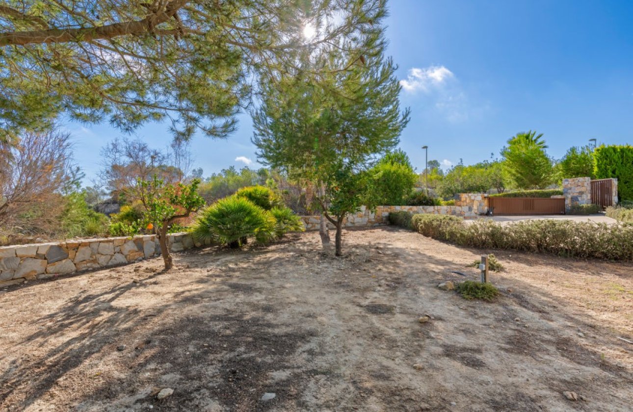 Resale - Villa -
Orihuela Costa - Costa Blanca