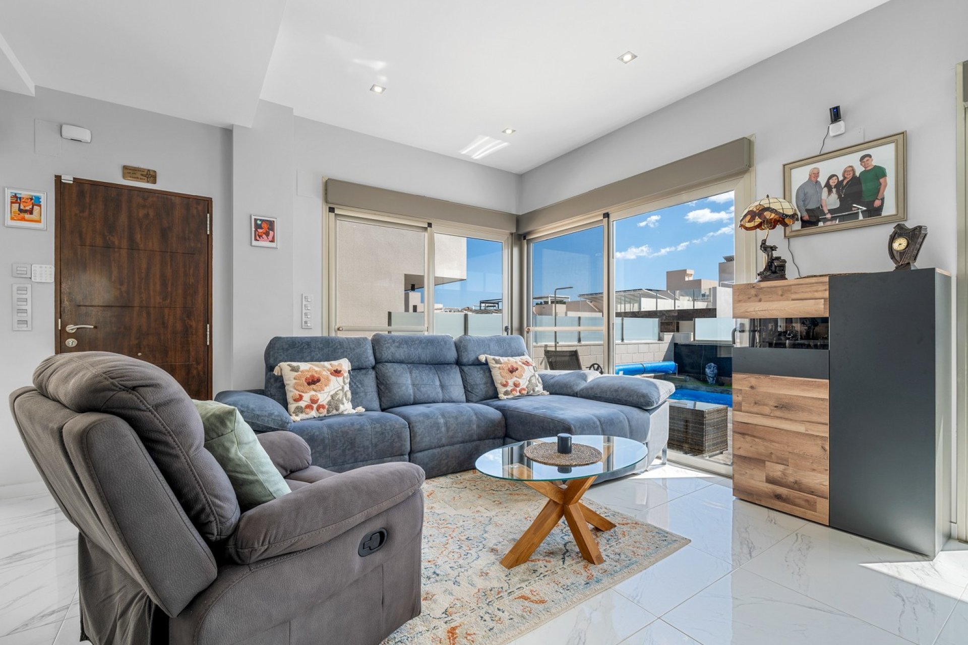 Resale - Villa -
Orihuela Costa - Costa Blanca