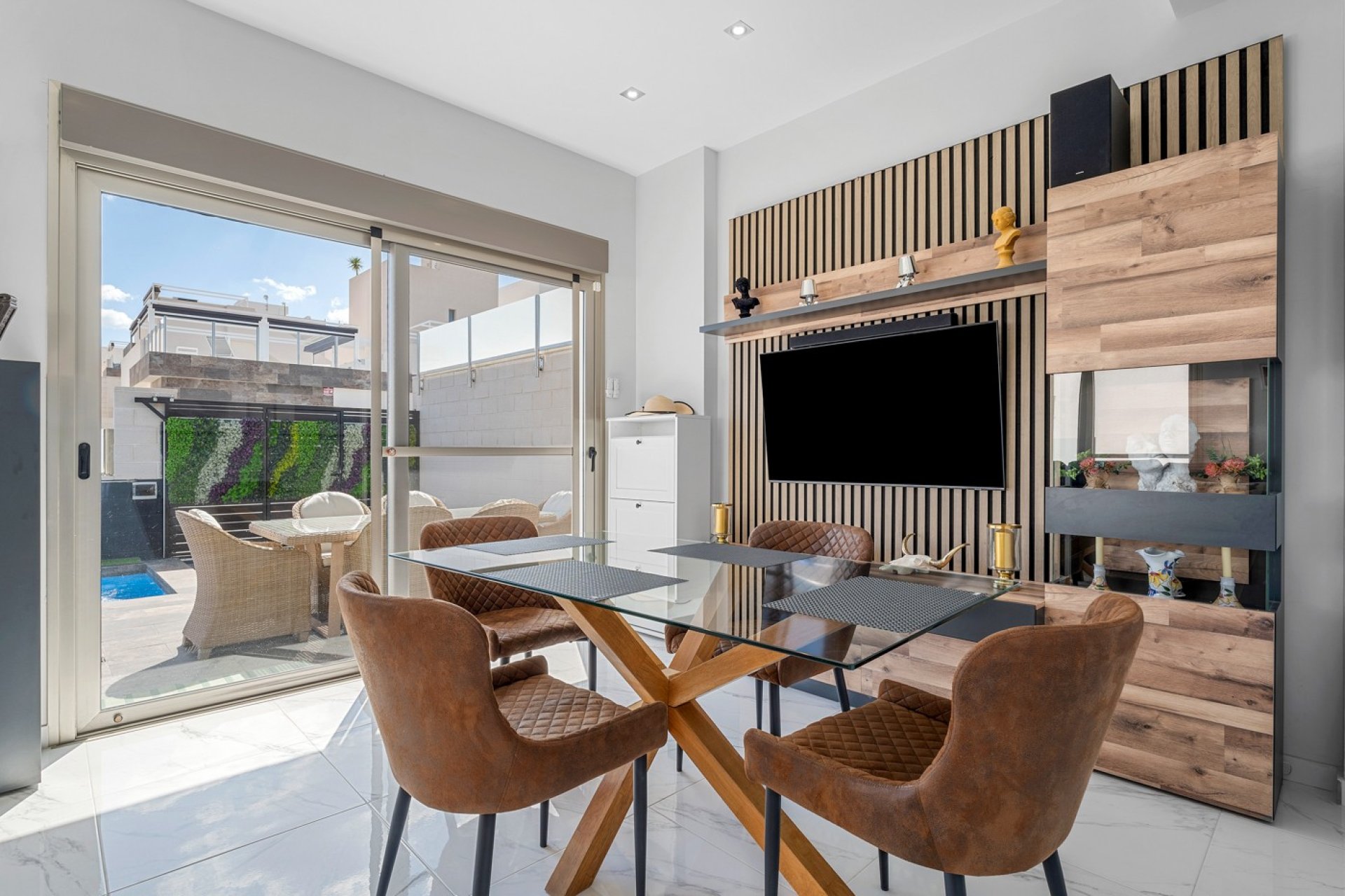 Resale - Villa -
Orihuela Costa - Costa Blanca