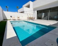 Resale - Villa -
Orihuela Costa - Costa Blanca
