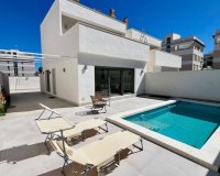 Resale - Villa -
Orihuela Costa - Costa Blanca