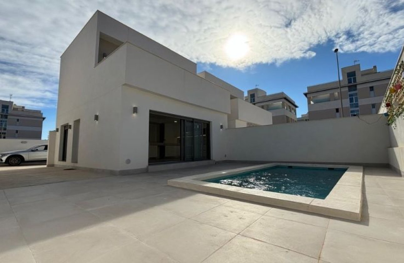 Resale - Villa -
Orihuela Costa - Costa Blanca