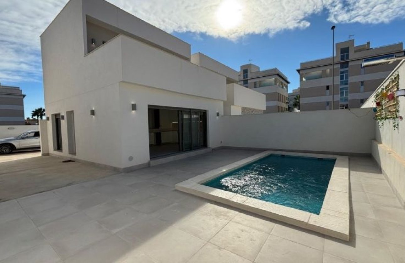 Resale - Villa -
Orihuela Costa - Costa Blanca