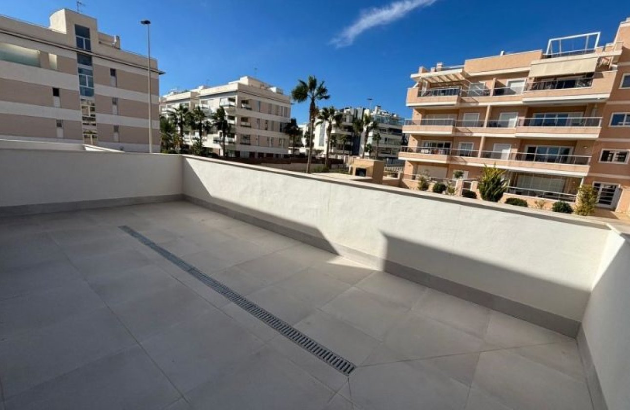 Resale - Villa -
Orihuela Costa - Costa Blanca