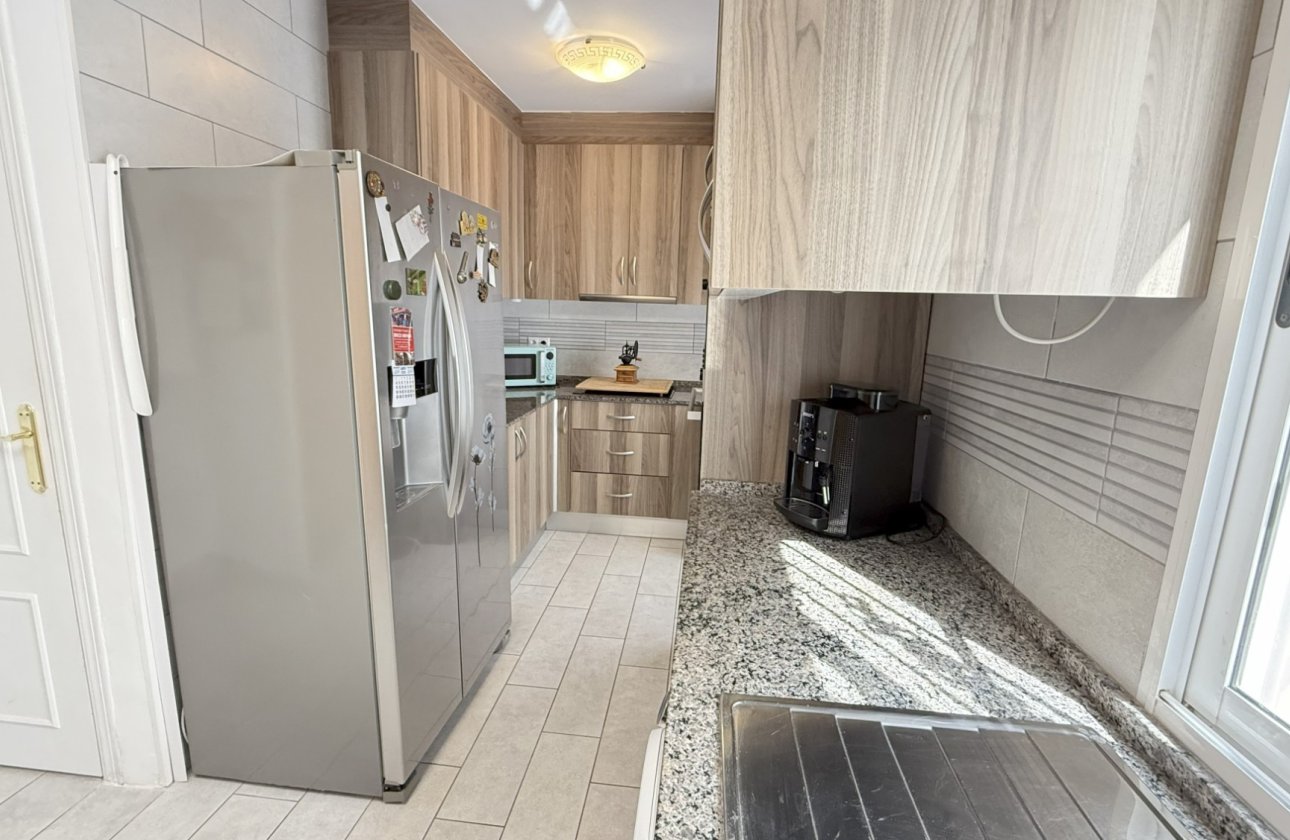 Resale - Villa -
Orihuela Costa - Costa Blanca