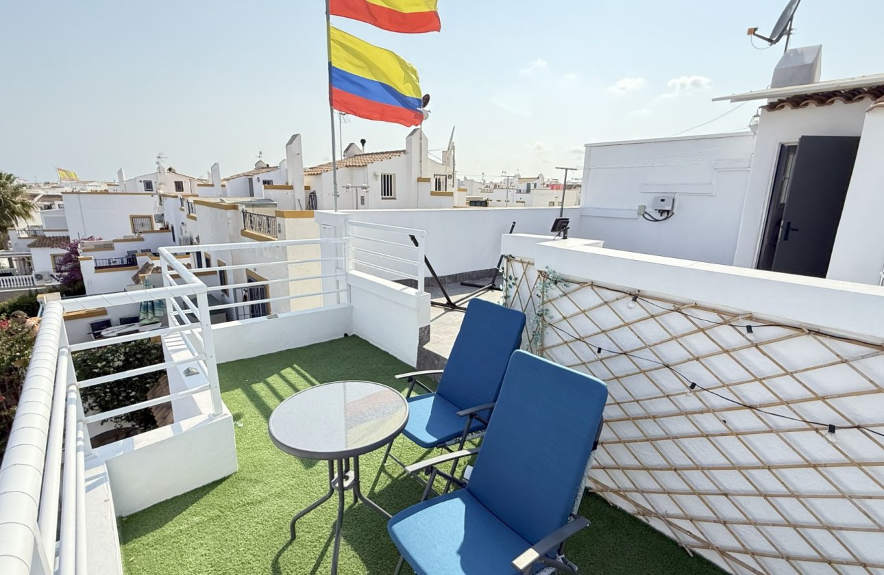 Resale - Villa -
Orihuela Costa - Costa Blanca