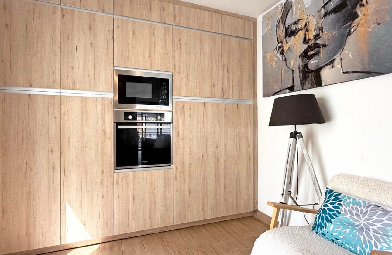 Resale - Villa -
Orihuela Costa - Costa Blanca