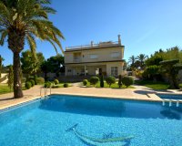Resale - Villa -
Orihuela Costa - Costa Blanca
