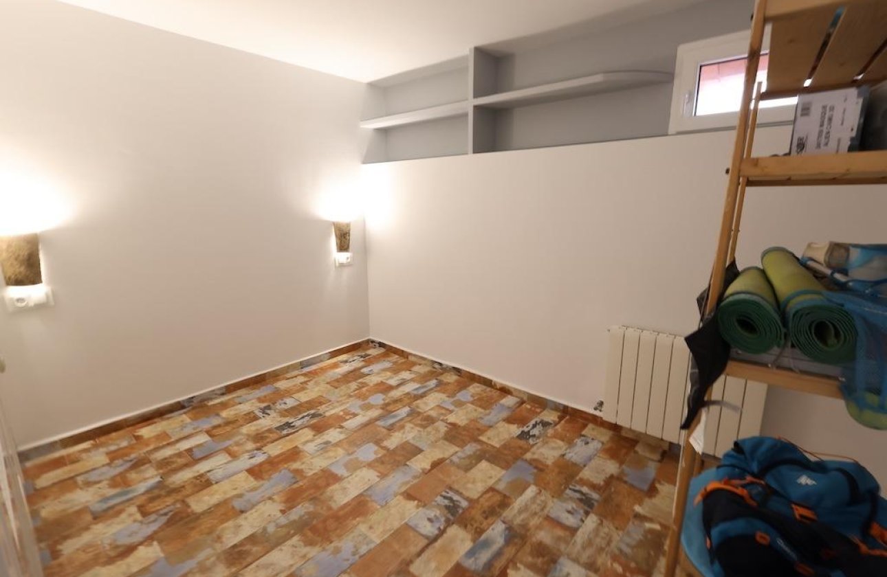 Resale - Villa -
Orihuela Costa - Costa Blanca