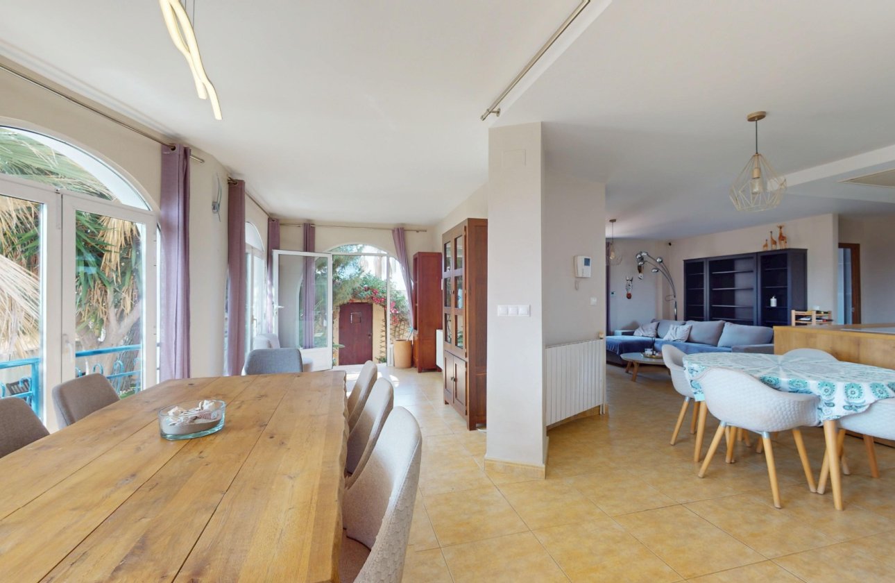 Resale - Villa -
Orihuela Costa - Costa Blanca