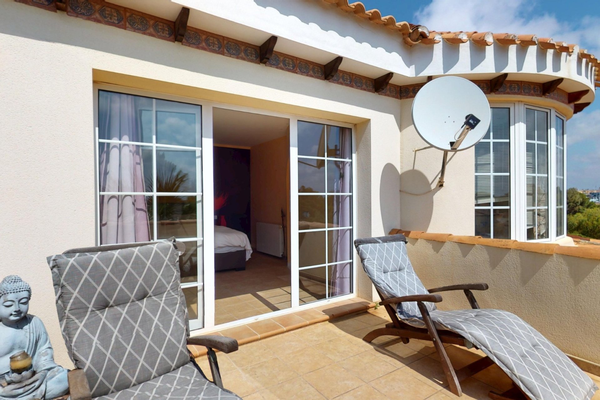 Resale - Villa -
Orihuela Costa - Costa Blanca