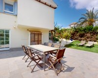 Resale - Villa -
Orihuela Costa - Costa Blanca