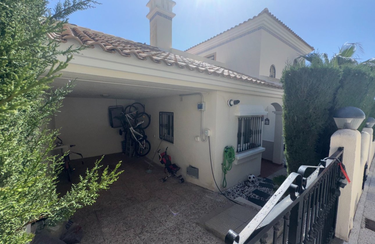 Resale - Villa -
Orihuela Costa - Costa Blanca