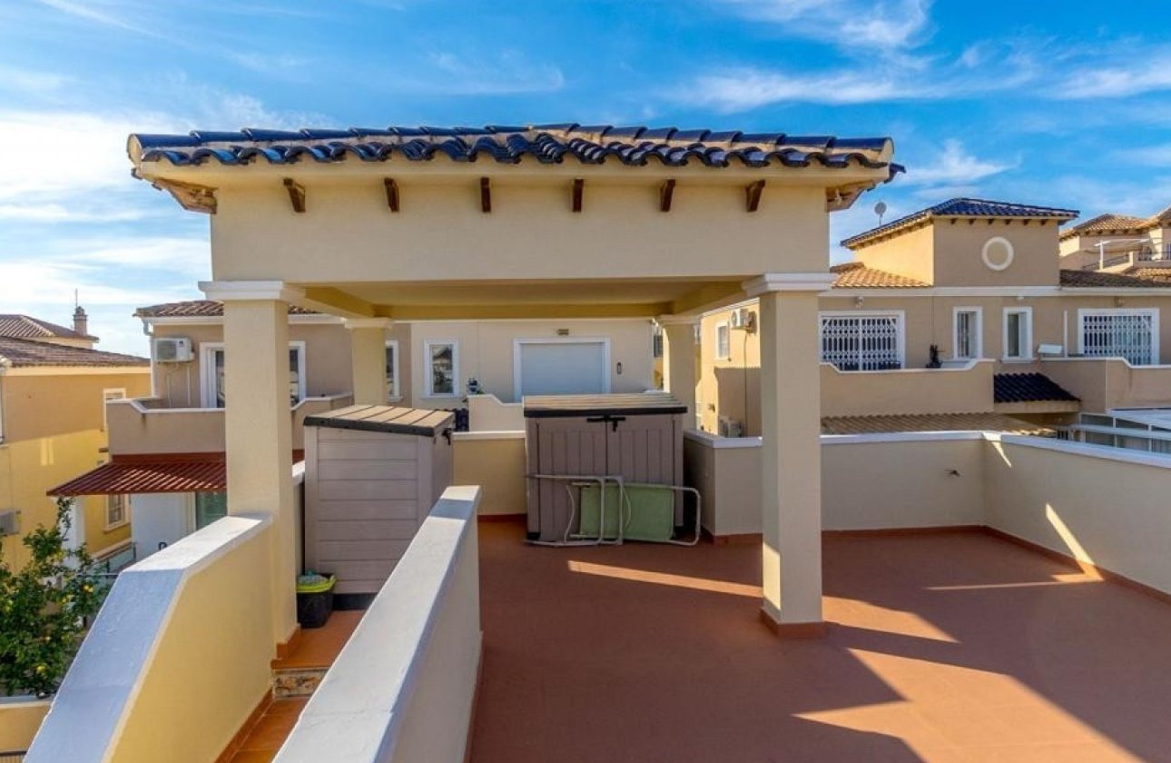 Resale - Villa -
Orihuela Costa - Costa Blanca