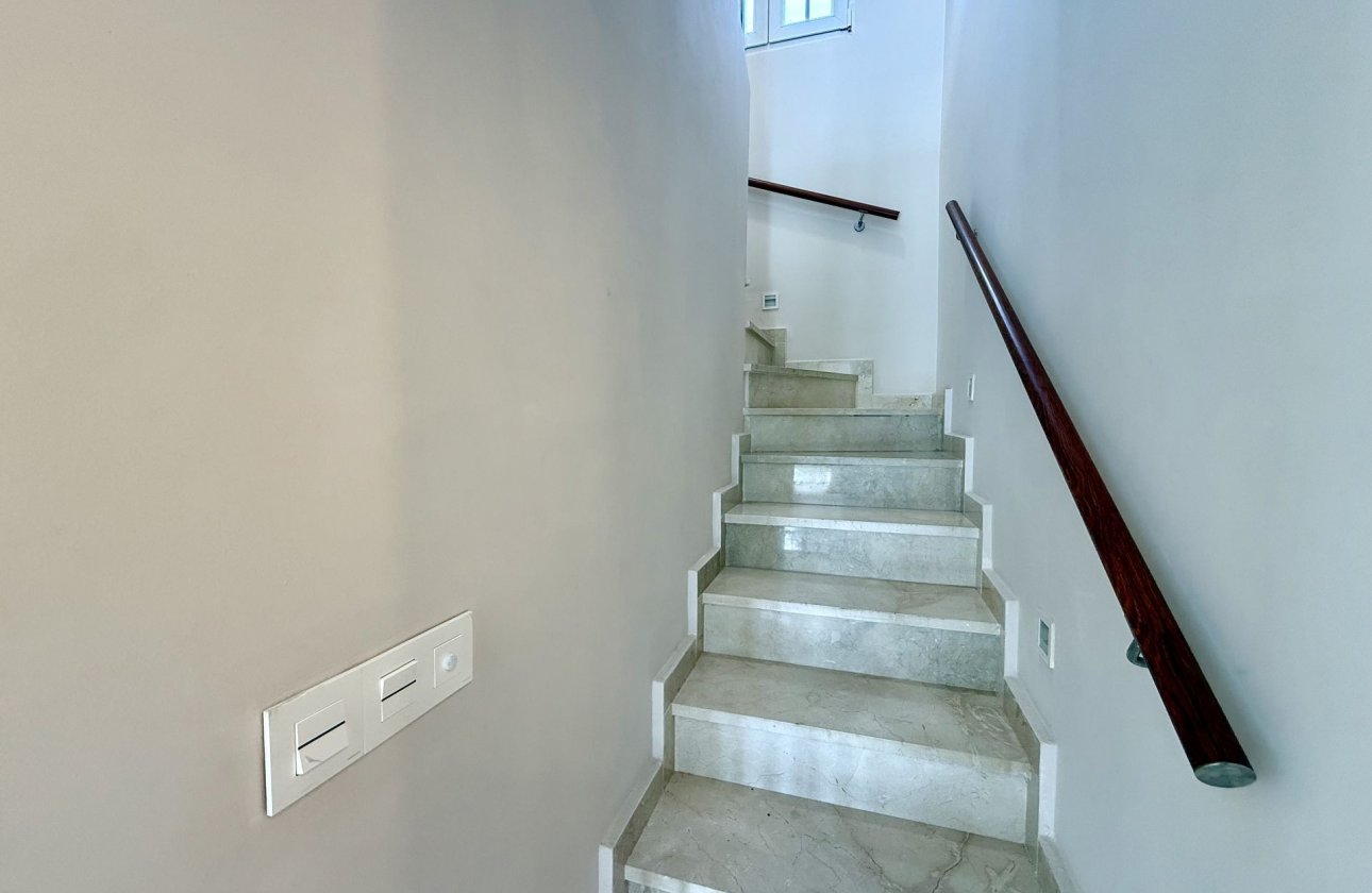 Resale - Villa -
Orihuela Costa - Costa Blanca