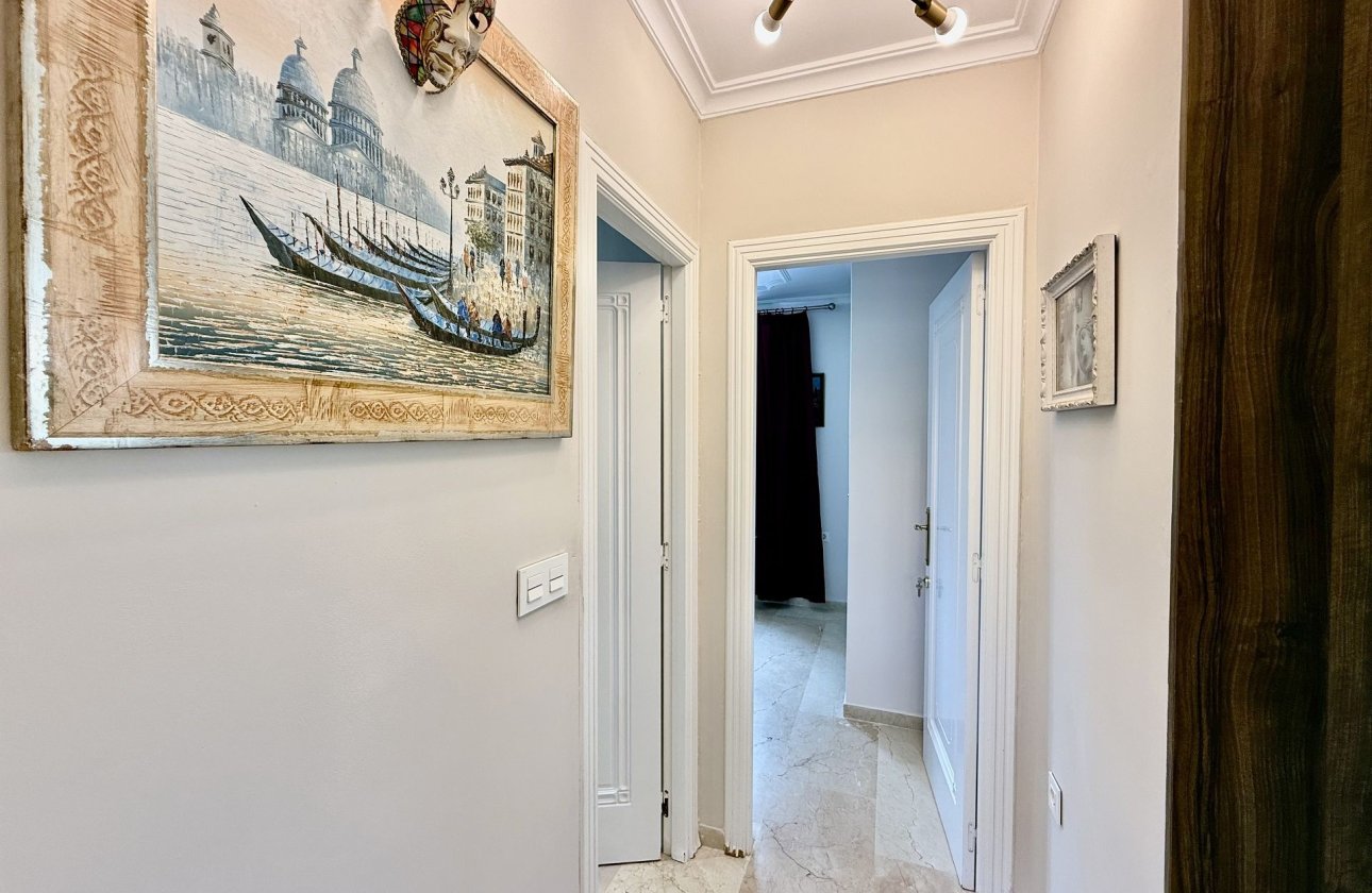 Resale - Villa -
Orihuela Costa - Costa Blanca