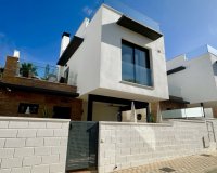 Resale - Villa -
Orihuela Costa - Costa Blanca