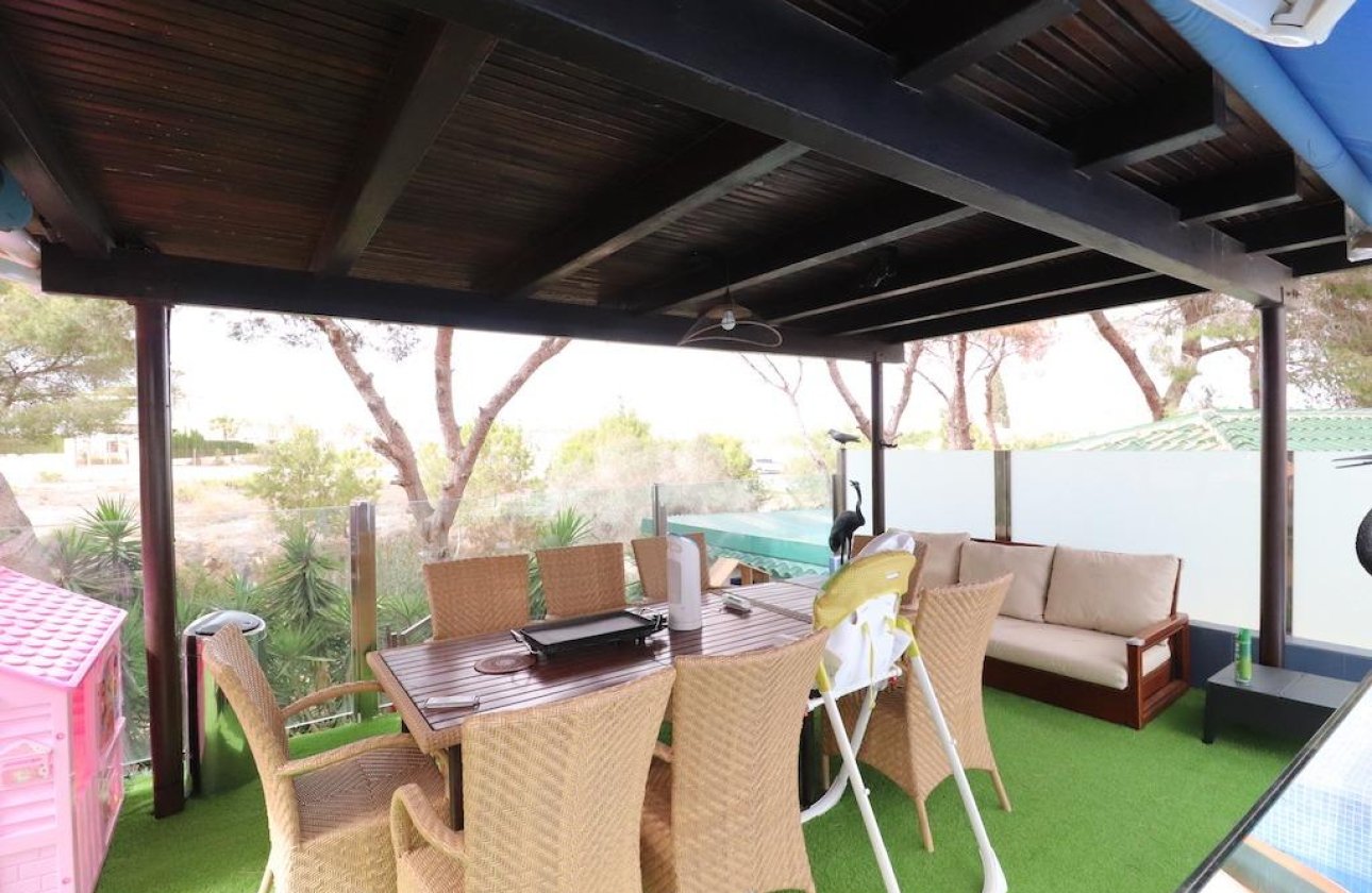 Resale - Villa -
Orihuela Costa - Costa Blanca