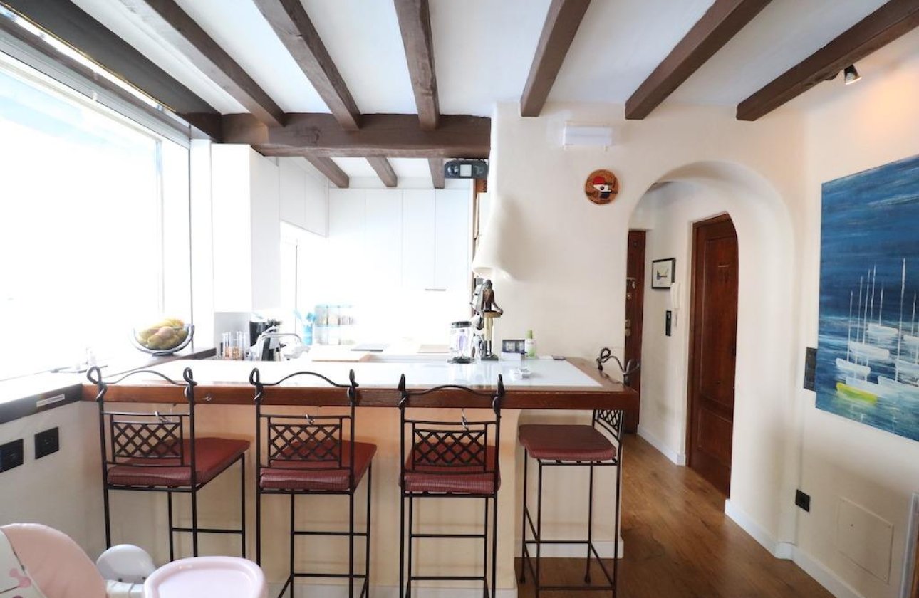 Resale - Villa -
Orihuela Costa - Costa Blanca