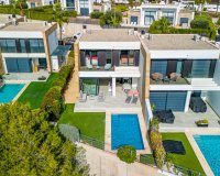 Resale - Villa -
Orihuela Costa - Costa Blanca