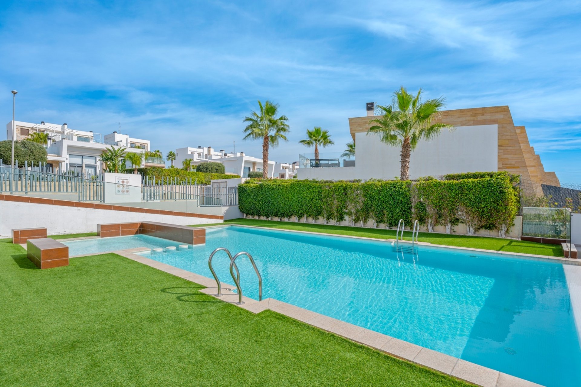 Resale - Villa -
Orihuela Costa - Costa Blanca
