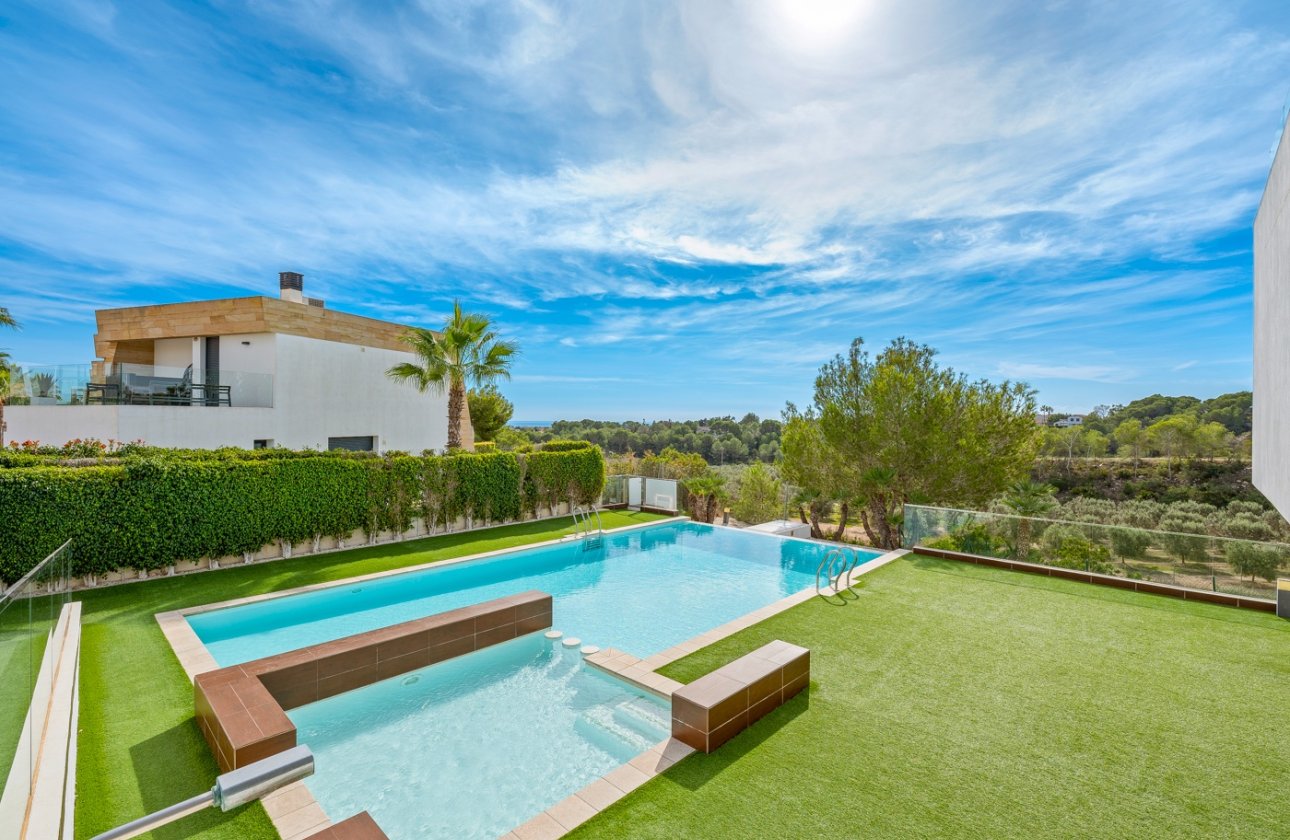 Resale - Villa -
Orihuela Costa - Costa Blanca