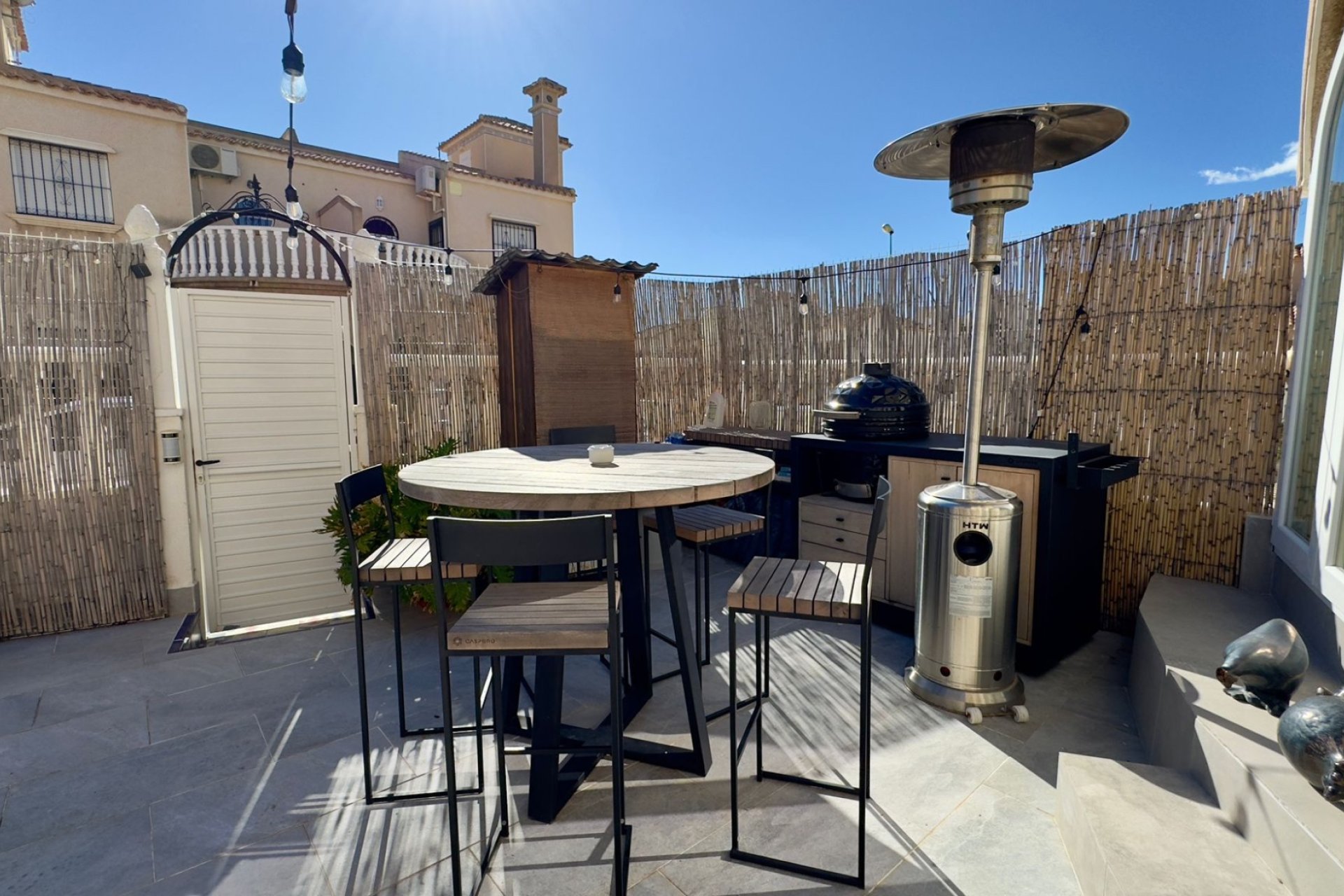 Resale - Villa -
Orihuela Costa - Costa Blanca