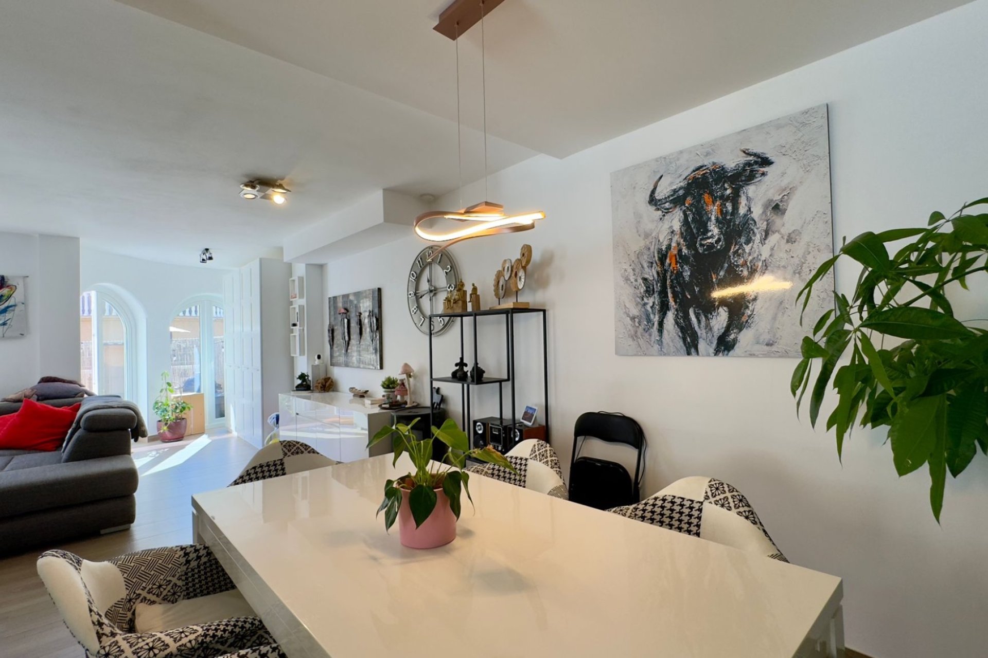 Resale - Villa -
Orihuela Costa - Costa Blanca